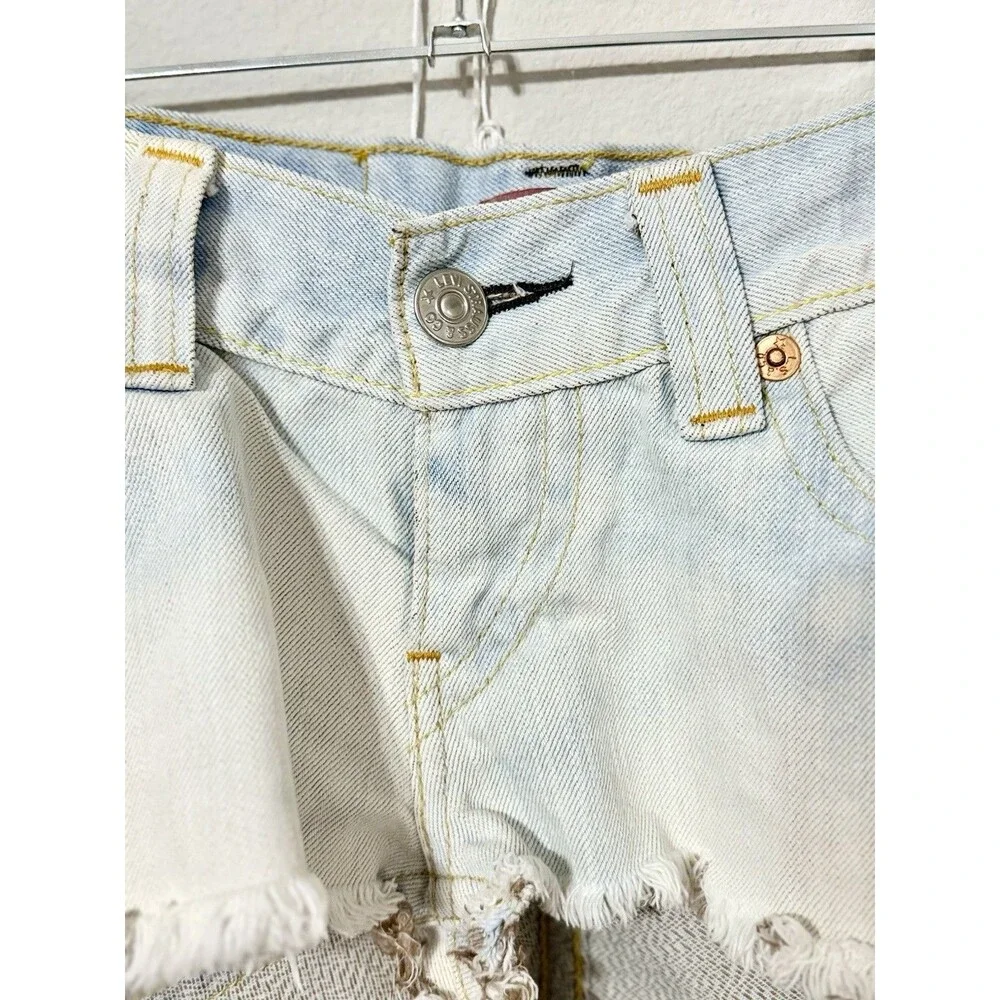 Levis Type 1 Low Bell Light Denim Shorts 3 Vintage Y2K Frayed Hem Low Rise Jorts